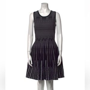 Milly fit flare stretch black white sleeveless dress a line size L 8-10